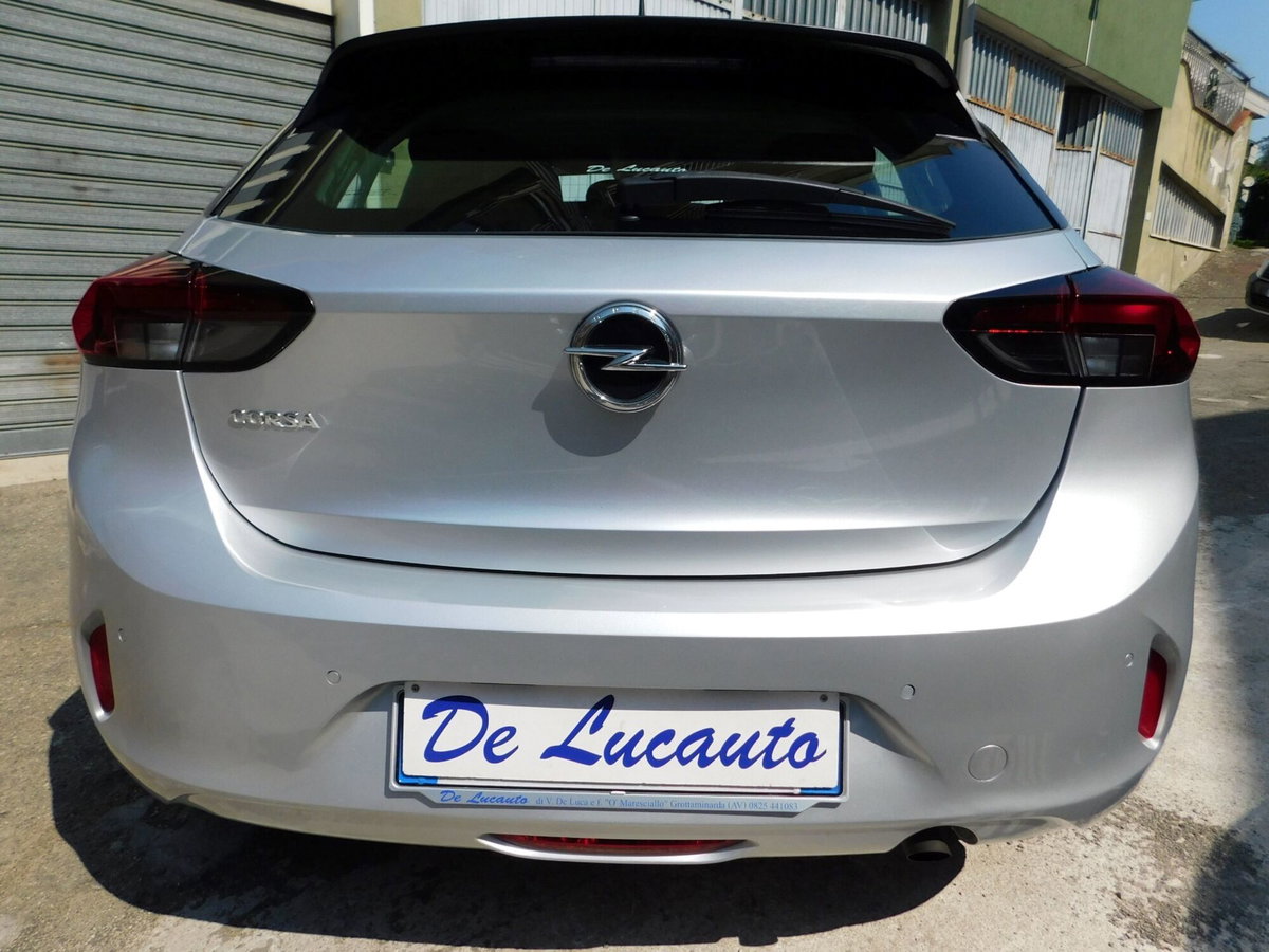 Opel Corsa 1.2 Edition (6)