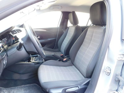 Opel Corsa 1.2 Edition (9)