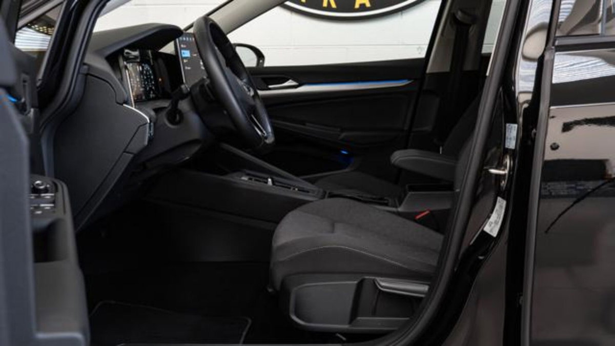 Volkswagen Golf 1.5 tsi ehybrid Edition 204cv dsg (10)