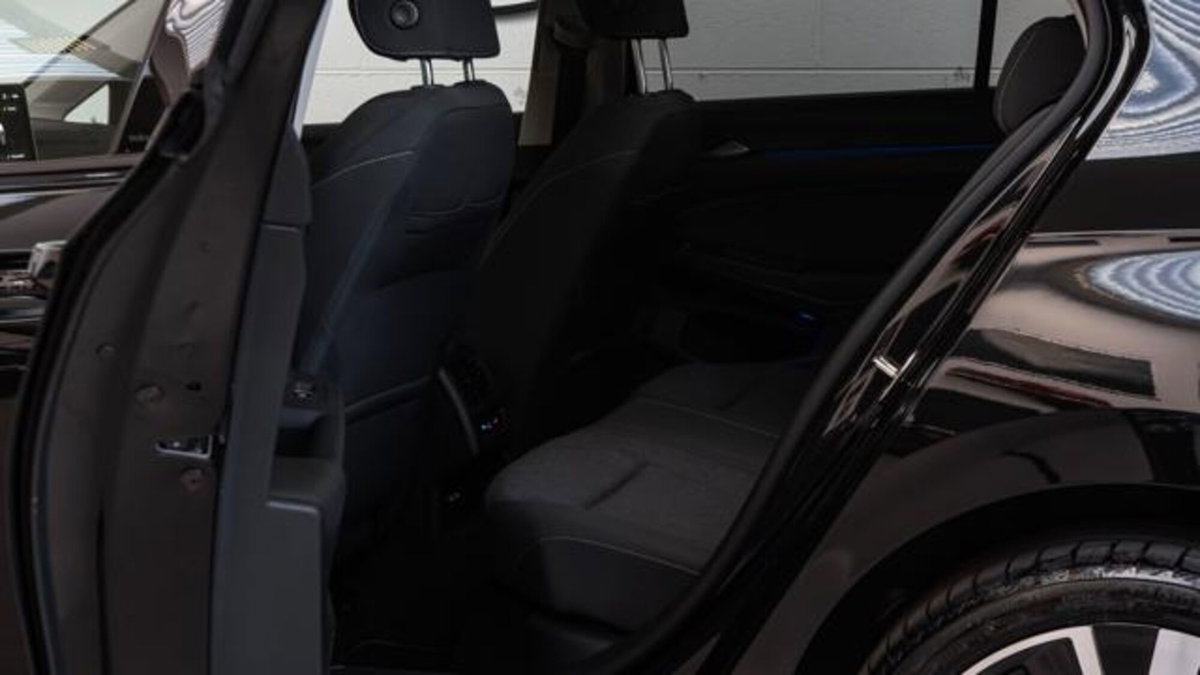 Volkswagen Golf 1.5 tsi ehybrid Edition 204cv dsg (11)