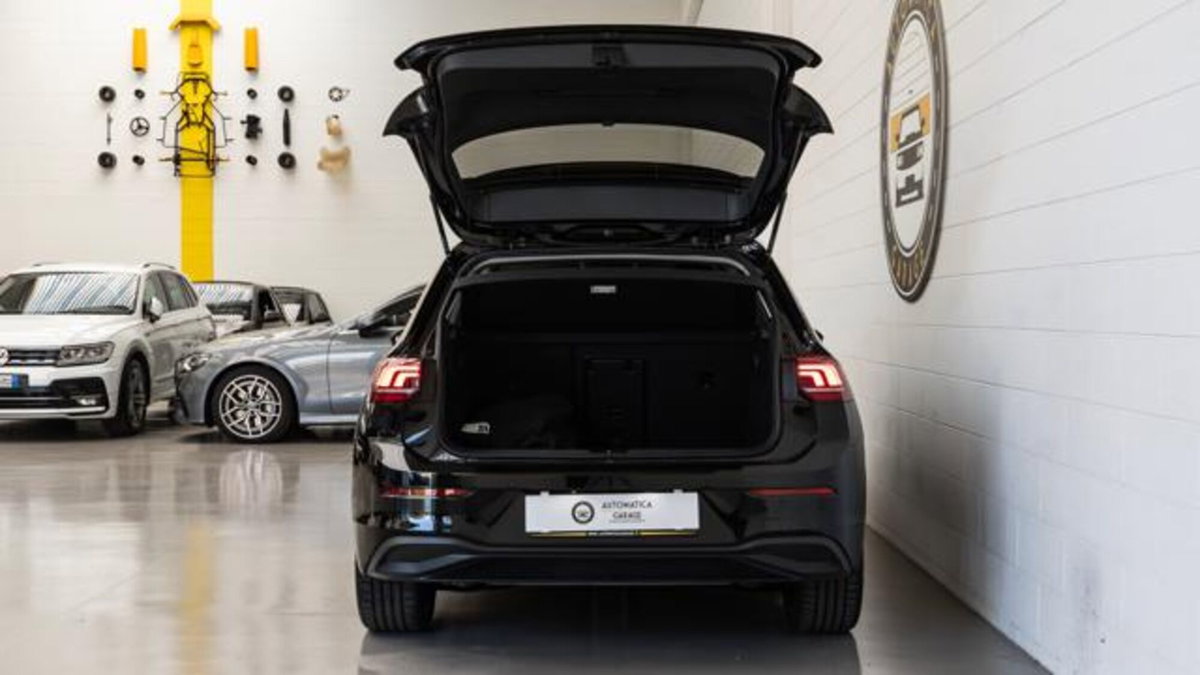 Volkswagen Golf 1.5 tsi ehybrid Edition 204cv dsg (18)