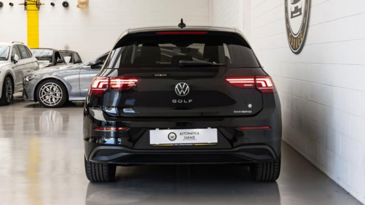 Volkswagen Golf 1.5 tsi ehybrid Edition 204cv dsg (4)