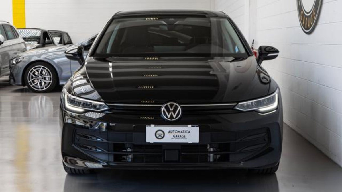Volkswagen Golf 1.5 tsi ehybrid Edition 204cv dsg (8)