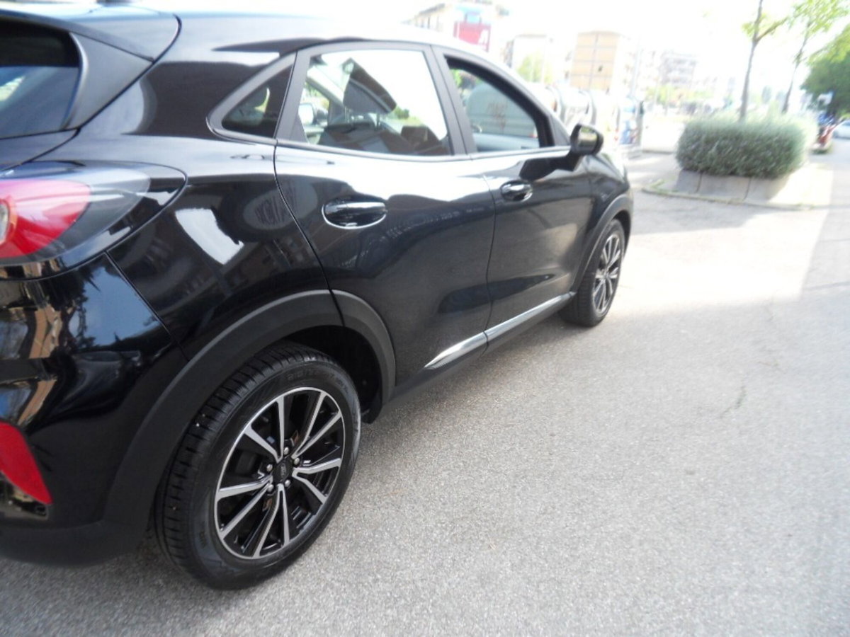 Ford Puma 1.0 EcoBoost Hybrid 125 CV S&S aut. Titanium Design (5)