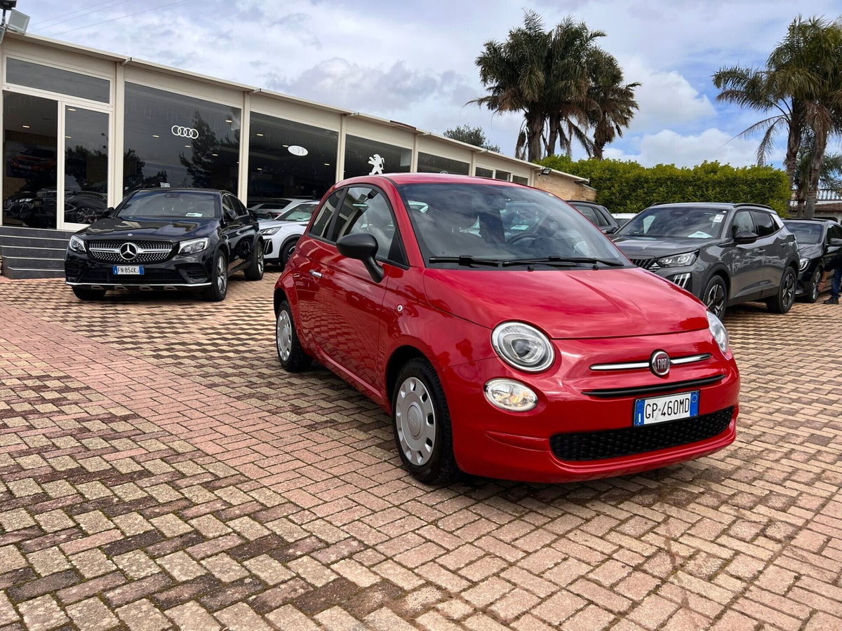 Fiat 500 1.0 Hybrid Red