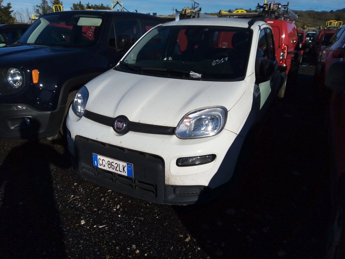 Fiat Panda 1.0 FireFly S&S Hybrid City Life (2)