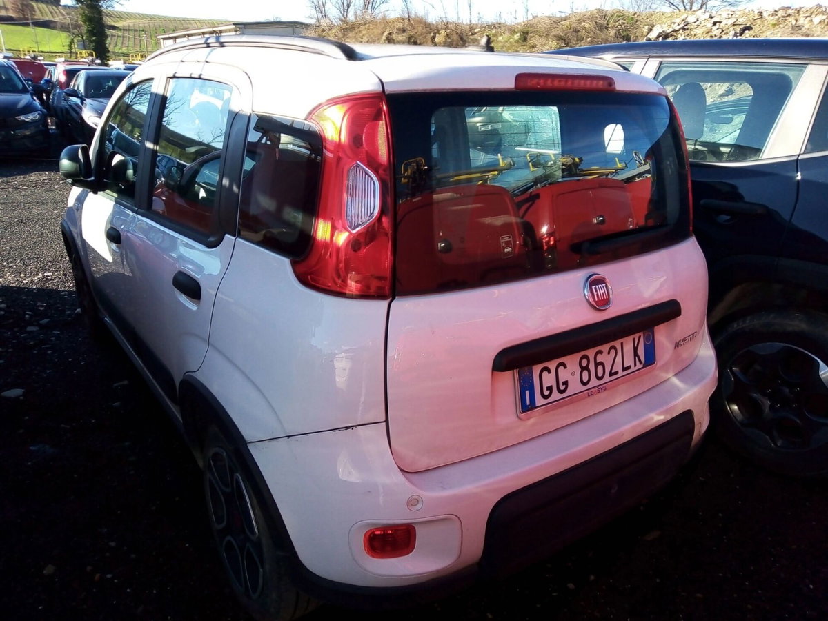 Fiat Panda 1.0 FireFly S&S Hybrid City Life (3)