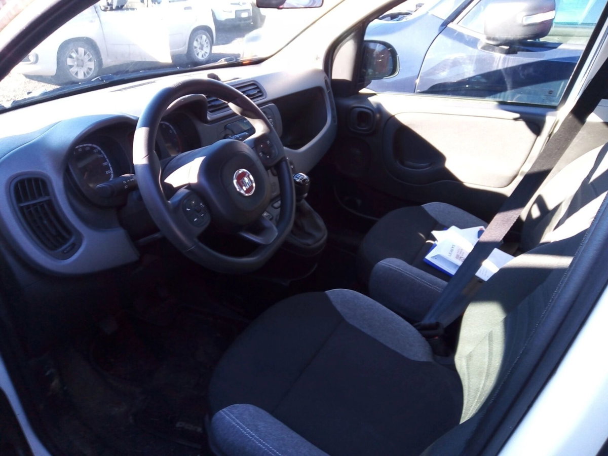 Fiat Panda 1.0 FireFly S&S Hybrid City Life (4)
