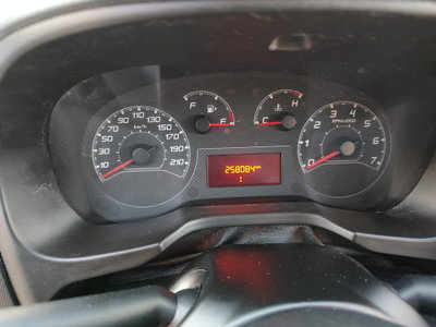 Fiat Qubo 1.4 8V 77 CV Easy Natural Power (20)