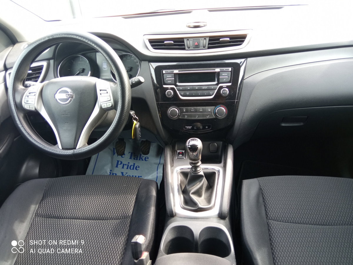 Nissan Qashqai 1.5 dCi DPF Tekna (8)