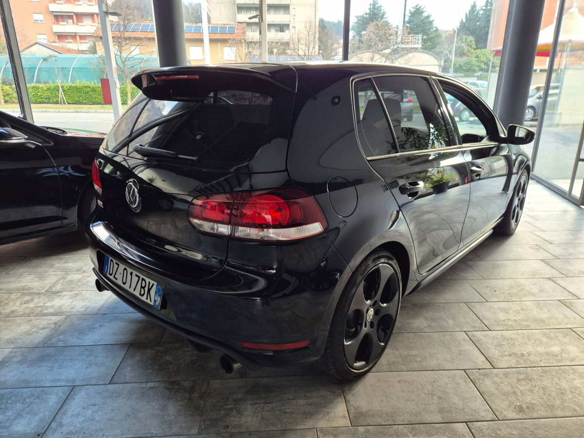 Volkswagen Golf 2.0 TSI DSG 5p. GTI (3)