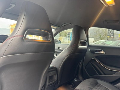 Mercedes-Benz CLA 220 d Automatic Premium (14)