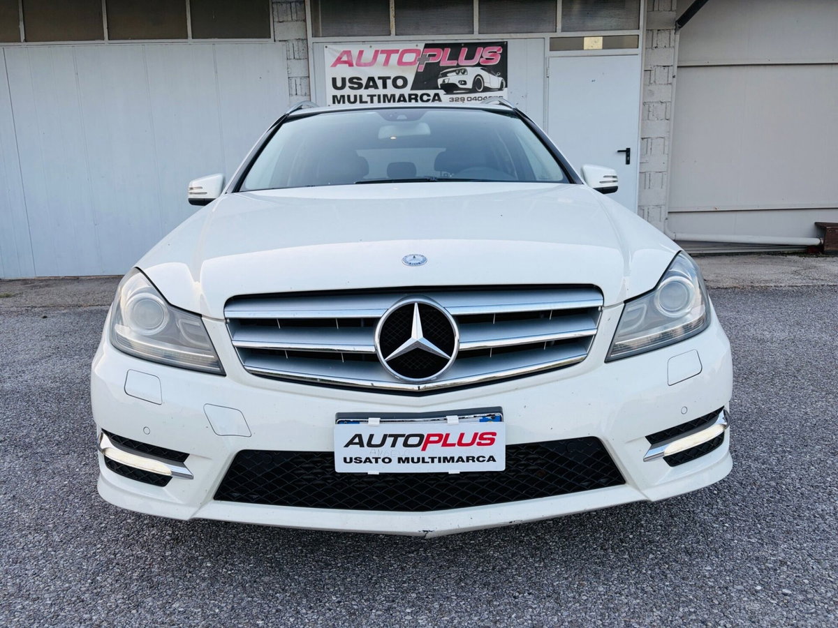 Mercedes-Benz Classe C Station Wagon 220 CDI BlueEFFICIENCY Avantgarde AMG (2)
