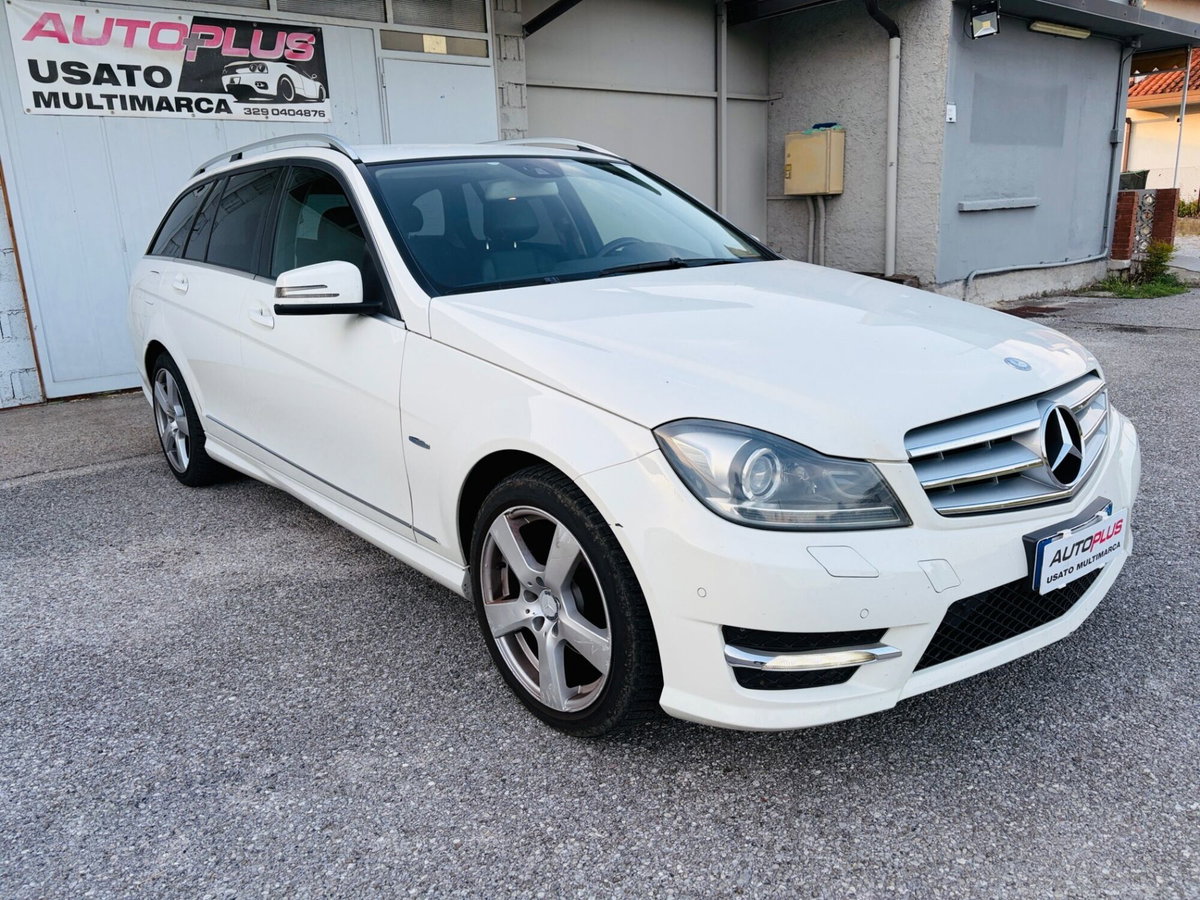 Mercedes-Benz Classe C Station Wagon 220 CDI BlueEFFICIENCY Avantgarde AMG (3)