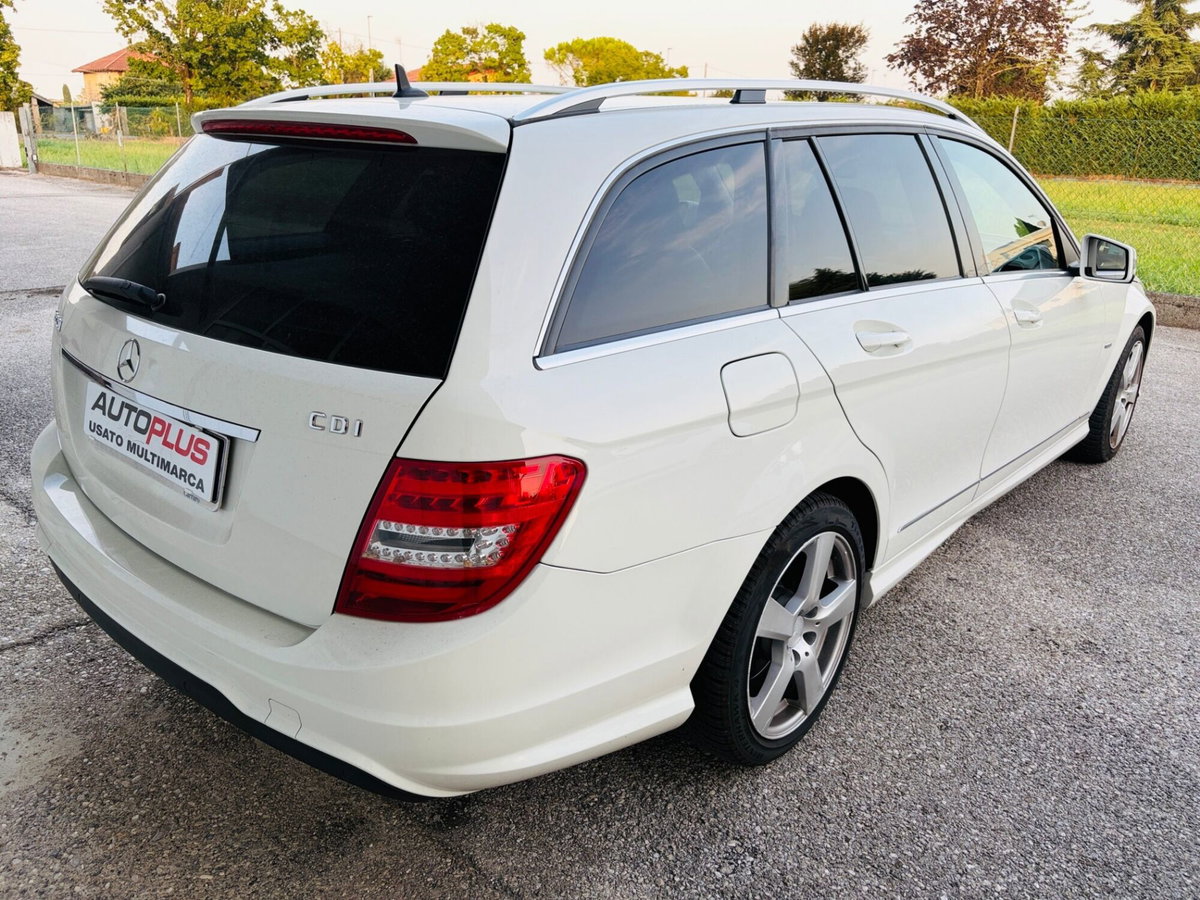Mercedes-Benz Classe C Station Wagon 220 CDI BlueEFFICIENCY Avantgarde AMG (4)