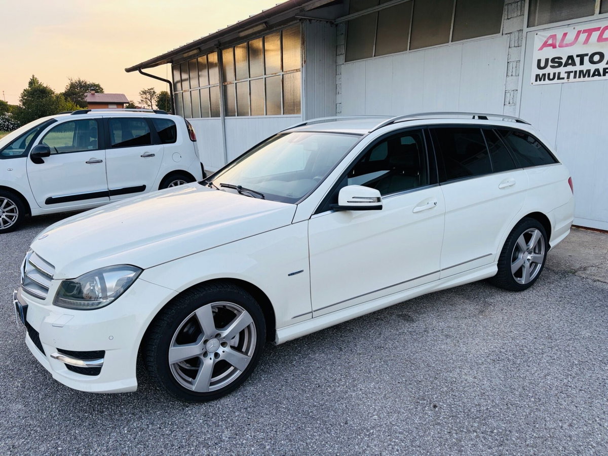 Mercedes-Benz Classe C Station Wagon 220 CDI BlueEFFICIENCY Avantgarde AMG (7)