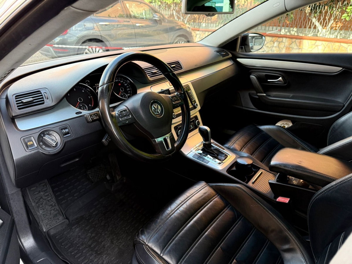 Volkswagen CC 2.0 TDI 140 CV BlueMotion Tech. (12)