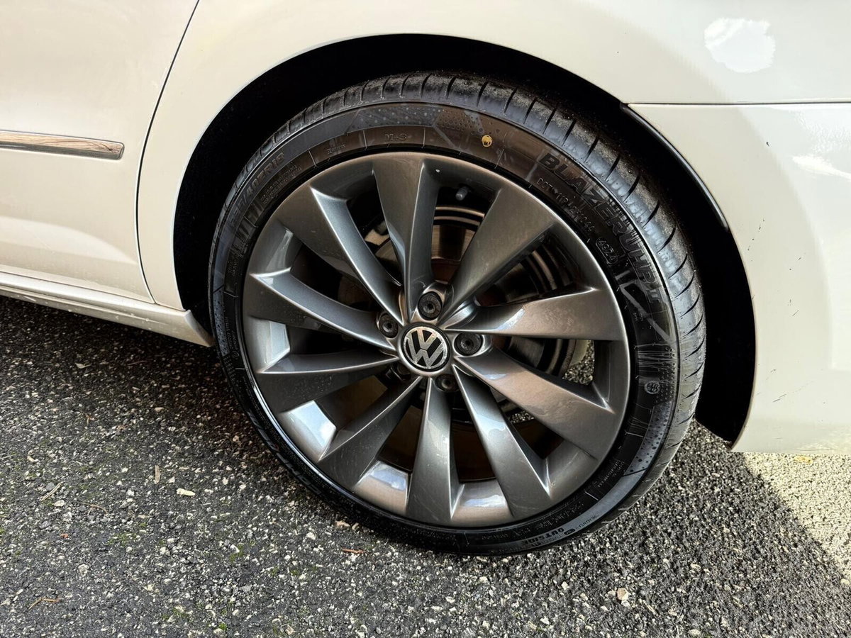 Volkswagen CC 2.0 TDI 140 CV BlueMotion Tech. (7)