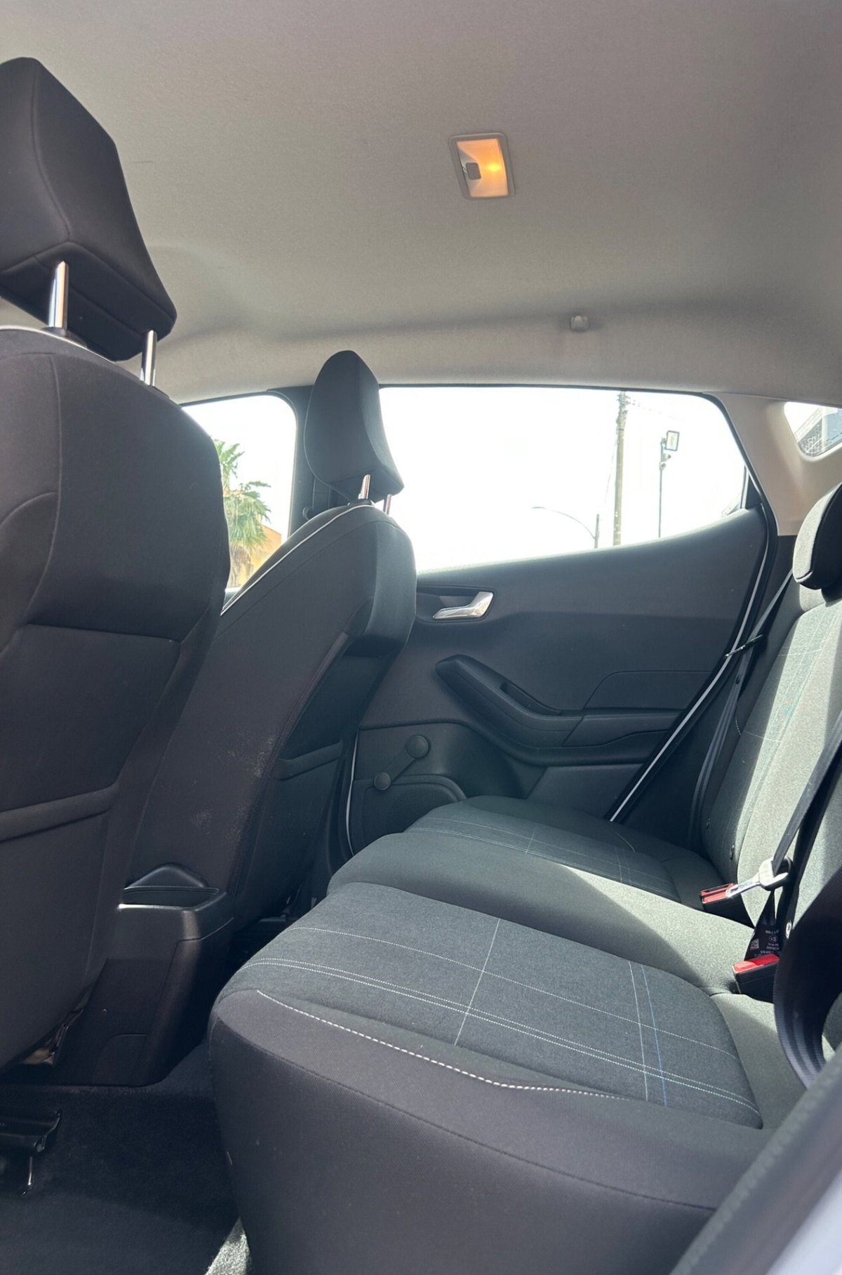 Ford Fiesta 1.1 5 porte Plus (7)