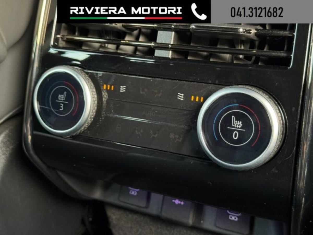 Land Rover Range Rover Sport 3.0D l6 300 CV HSE Dynamic Stealth (10)