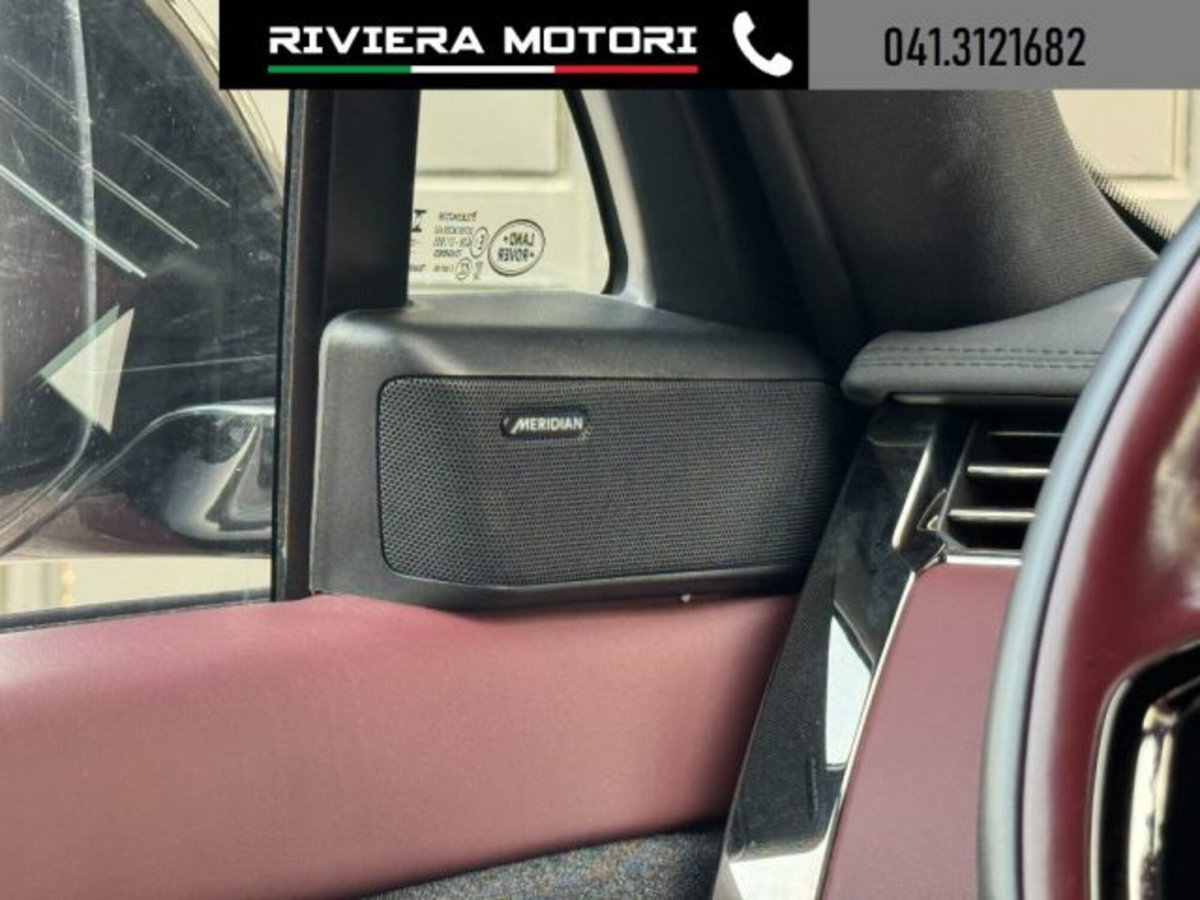Land Rover Range Rover Sport 3.0D l6 300 CV HSE Dynamic Stealth (15)