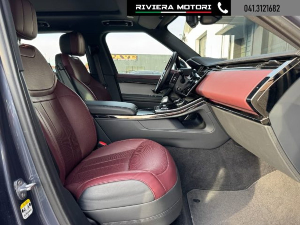 Land Rover Range Rover Sport 3.0D l6 300 CV HSE Dynamic Stealth (8)