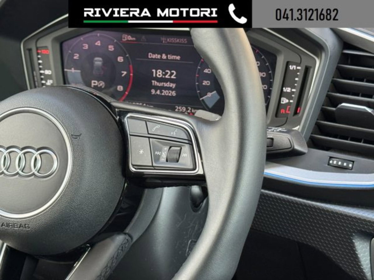 Audi A1 Sportback 30 TFSI S tronic S line edition (6)