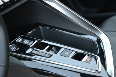 Peugeot 3008 BlueHDi 130 S&S EAT8 Allure Pack (10)