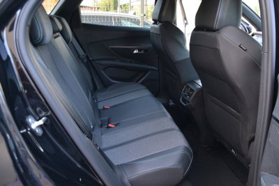 Peugeot 3008 BlueHDi 130 S&S EAT8 Allure Pack (11)