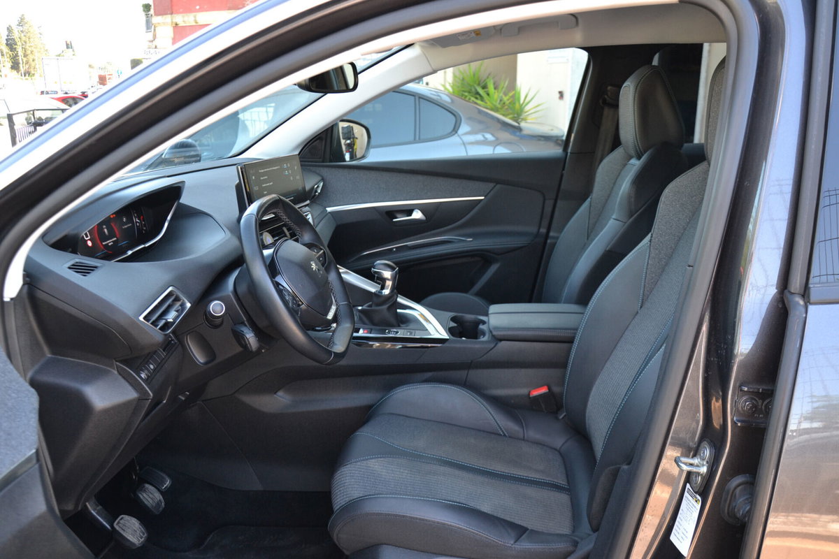 Peugeot 3008 BlueHDi 130 S&S Allure (20)