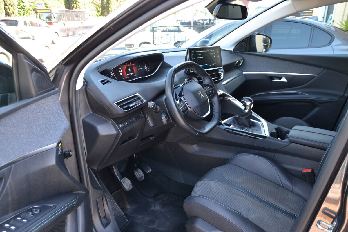 Peugeot 3008 BlueHDi 130 S&S Allure (6)