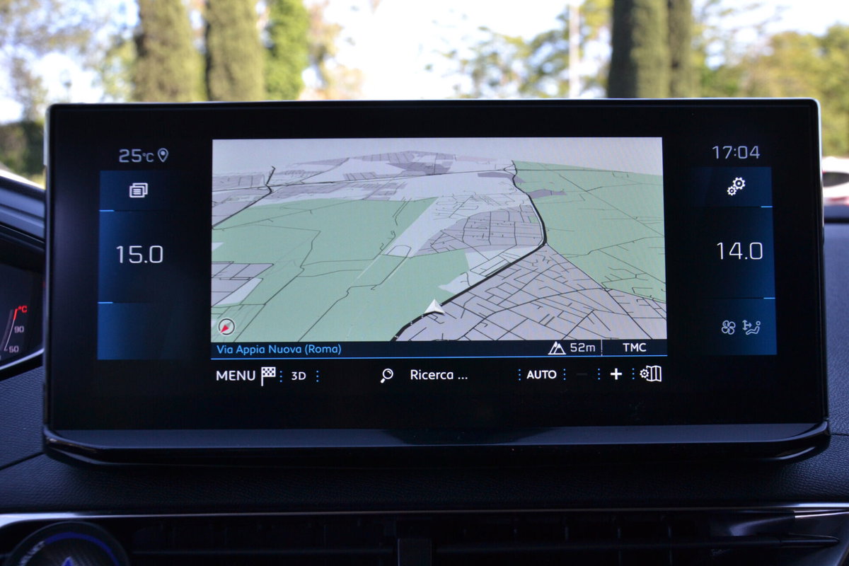 Peugeot 3008 BlueHDi 130 S&S Allure (8)