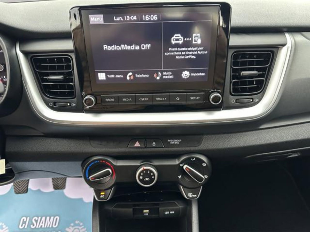 Kia Stonic 1.2 DPI Style (10)