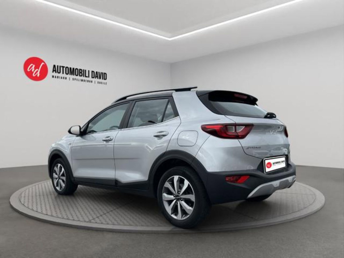 Kia Stonic 1.2 DPI Style (3)