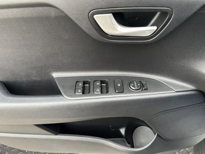 Kia Stonic 1.2 DPI Style (9)
