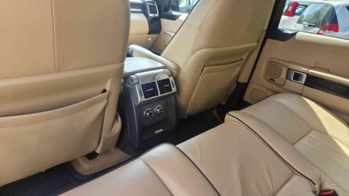 Land Rover Range Rover 3.6 TDV8 HSE (12)