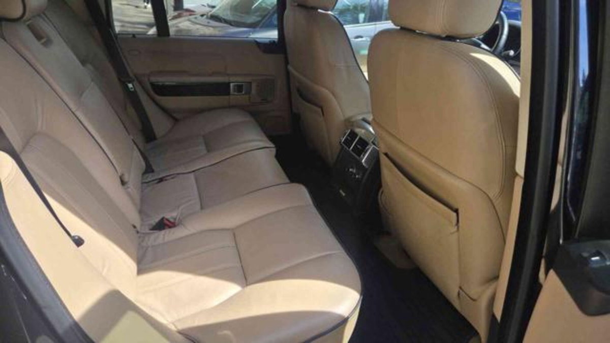 Land Rover Range Rover 3.6 TDV8 HSE (15)