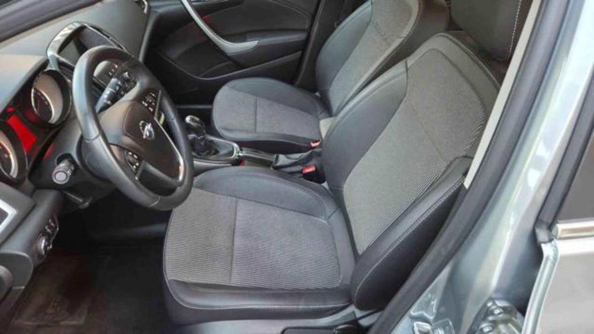 Opel Astra Station Wagon 1.4 Turbo 140CV Sports aut. Cosmo (7)