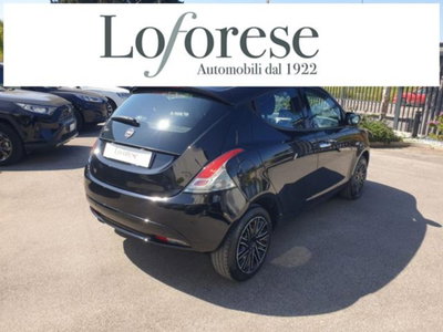 Lancia Ypsilon 1.2 69 CV 5 porte Gold (8)