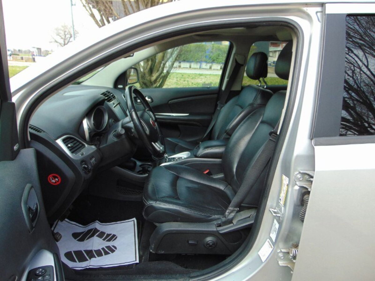 Fiat Freemont 2.0 Mjt 170 CV 4x4 Automatica Lounge (10)