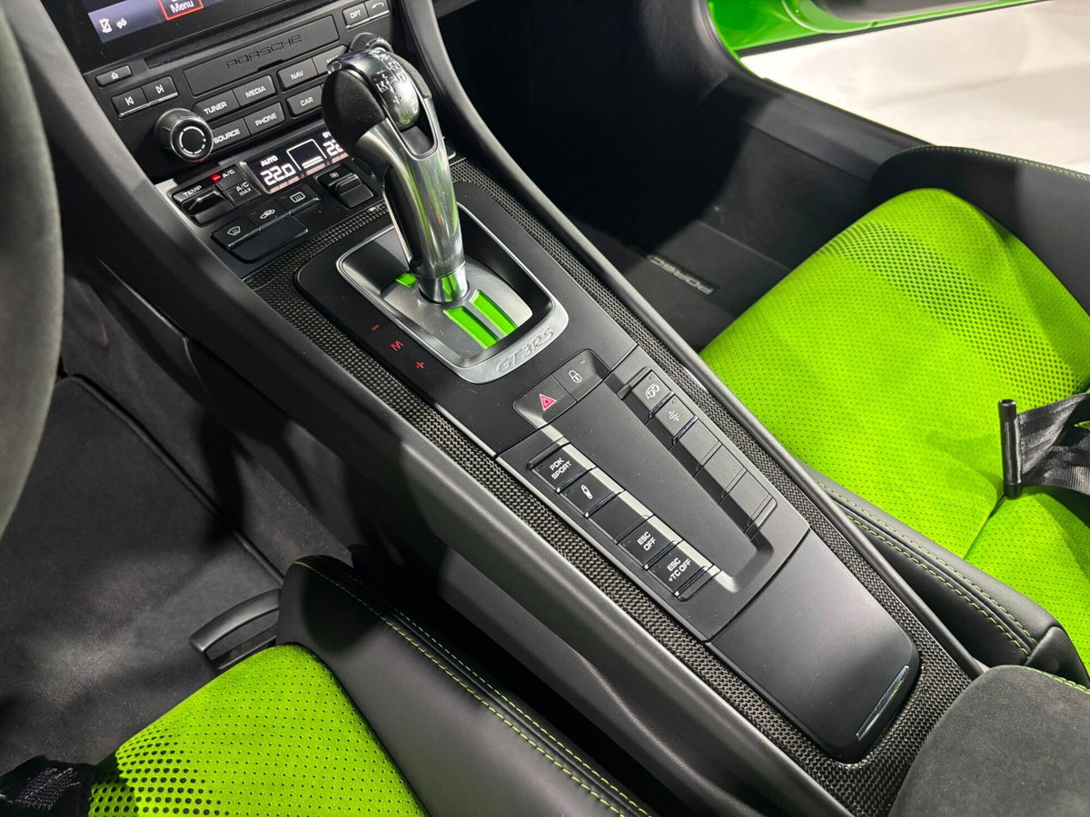 Porsche 911 Coupé 4.0 GT3 RS (12)