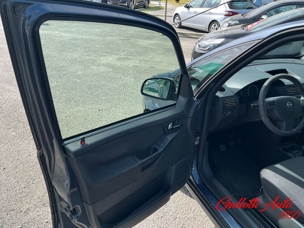 Opel Meriva 1.4 16V Club (16)