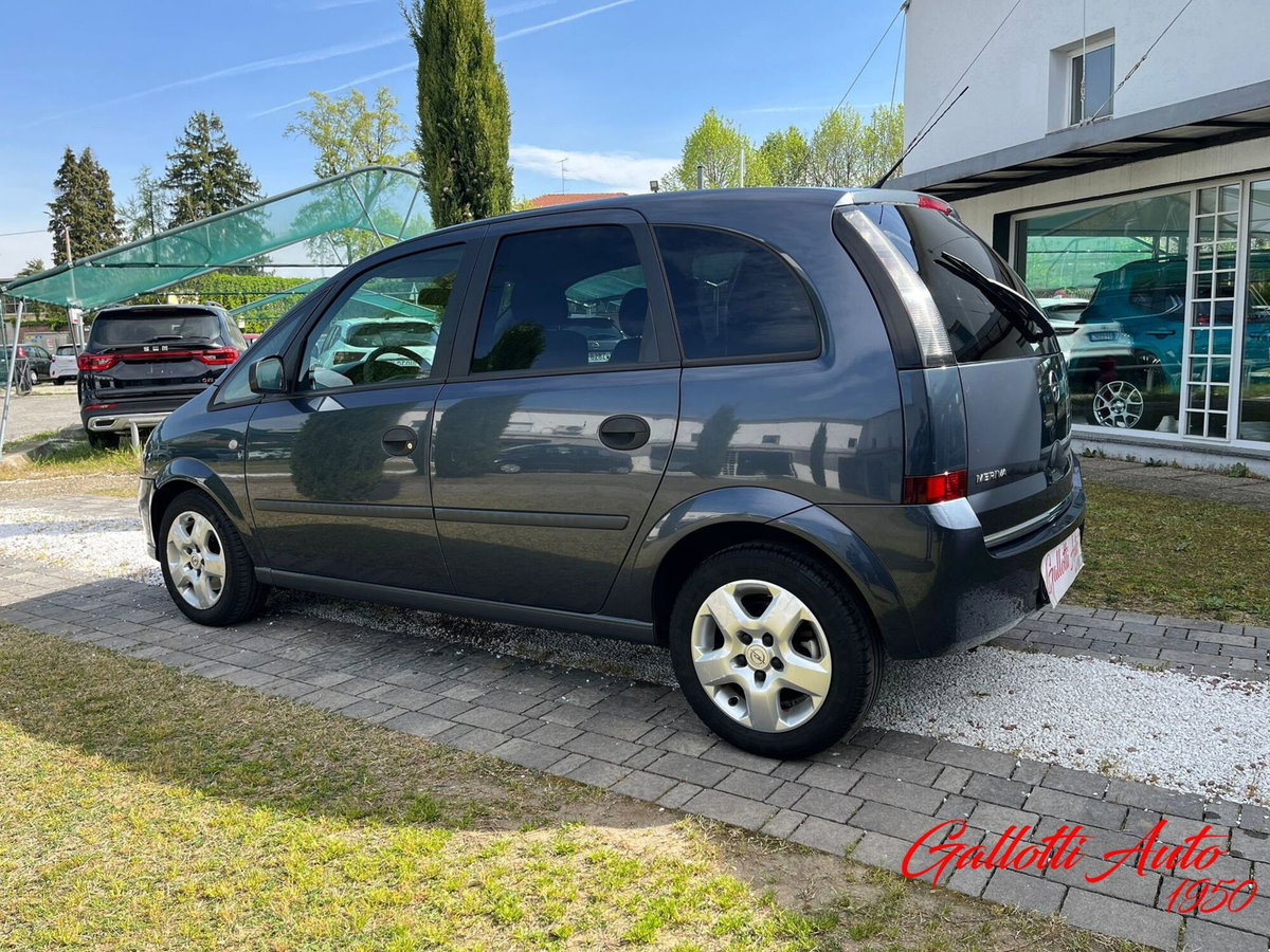 Opel Meriva 1.4 16V Club (2)