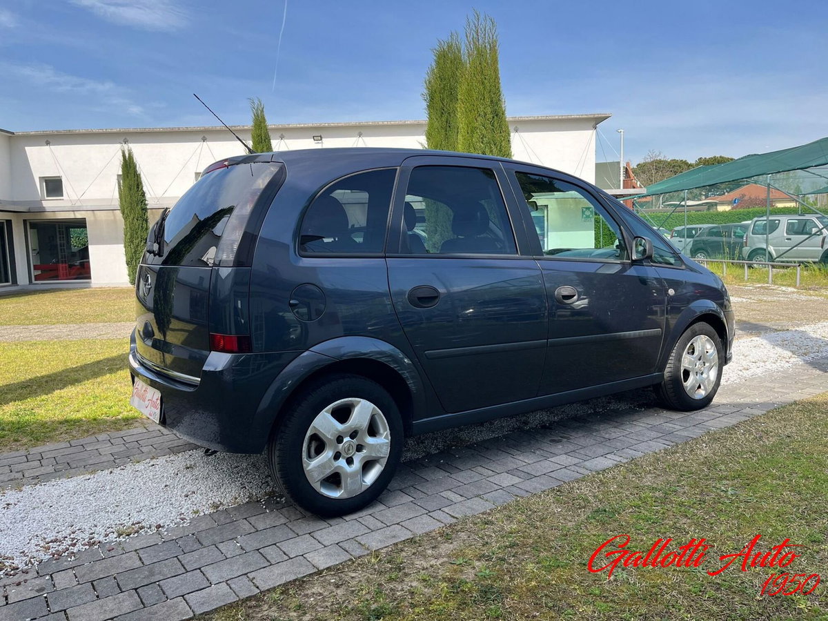 Opel Meriva 1.4 16V Club (5)