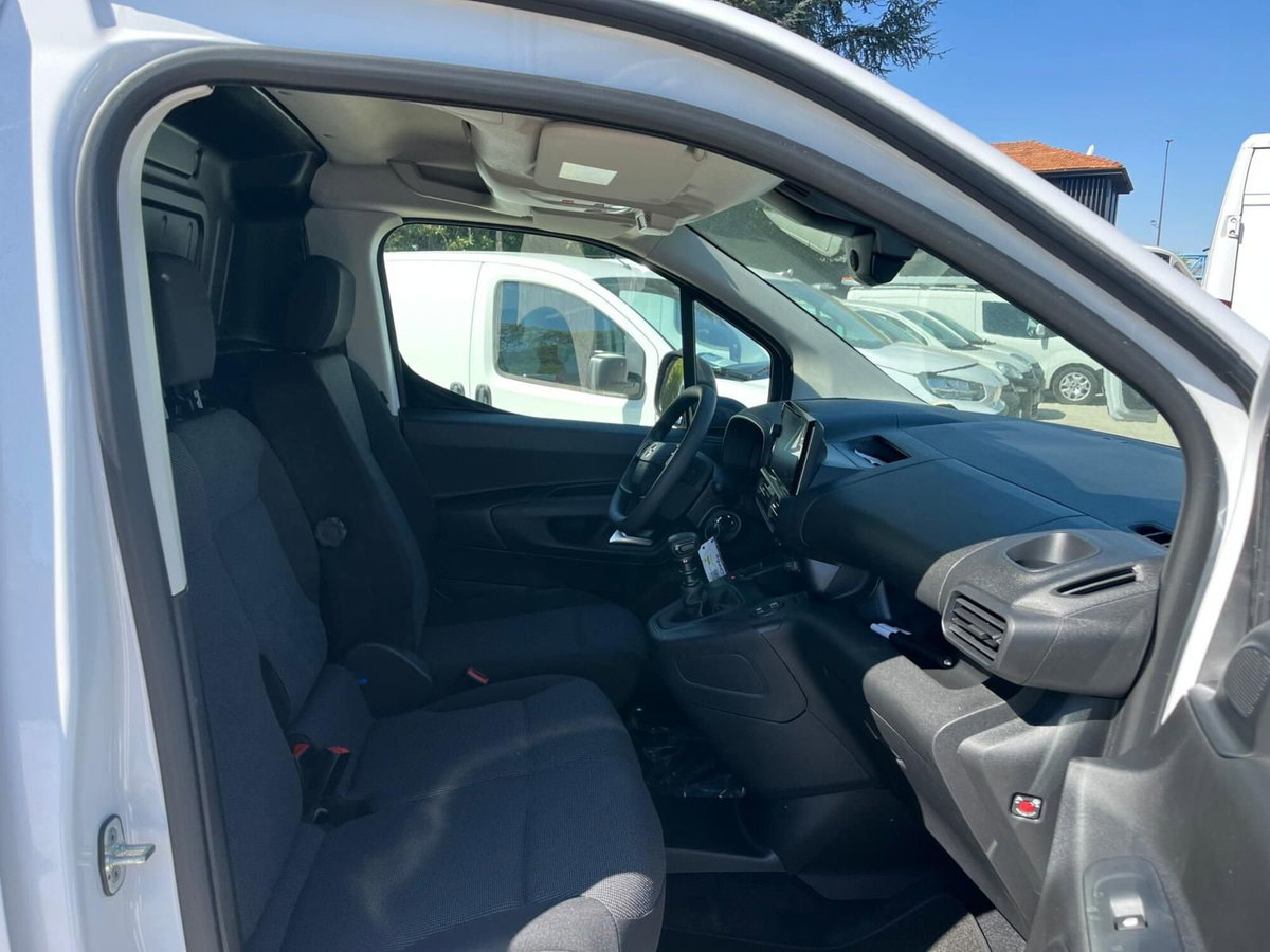 Opel Combo Furgone Cargo 1.5 Diesel 130CV S&S PC 1000kg Edition (17)
