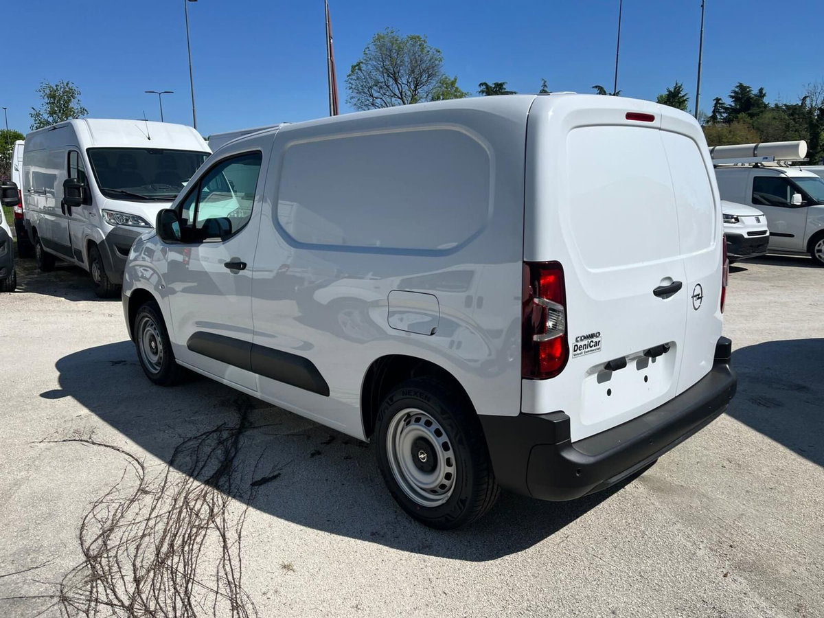 Opel Combo Furgone Cargo 1.5 Diesel 130CV S&S PC 1000kg Edition (7)