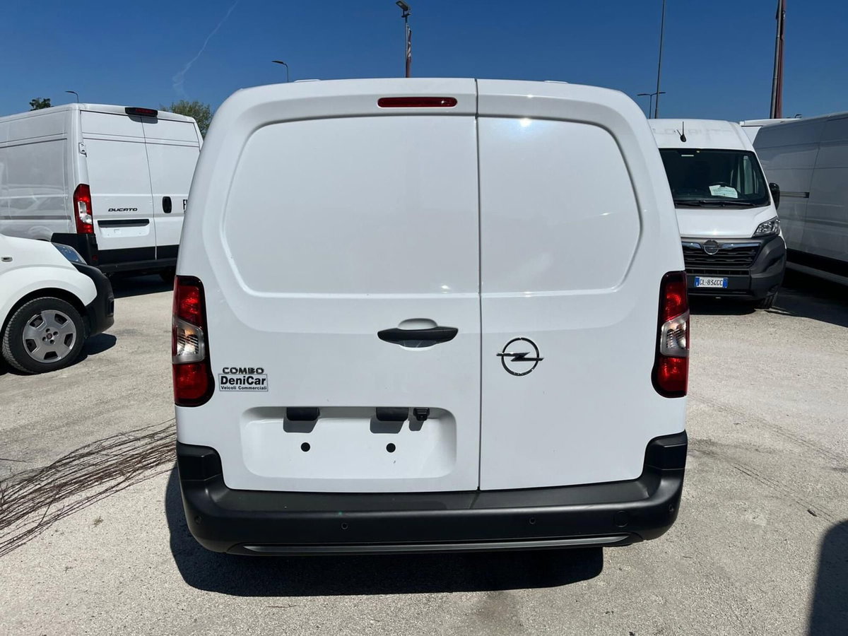 Opel Combo Furgone Cargo 1.5 Diesel 130CV S&S PC 1000kg Edition (9)
