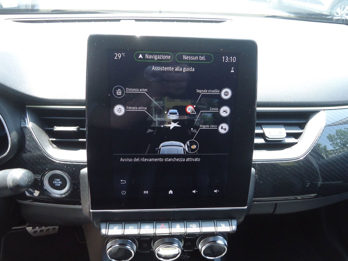 Renault Arkana Hybrid E-Tech 145 CV Engineered (12)