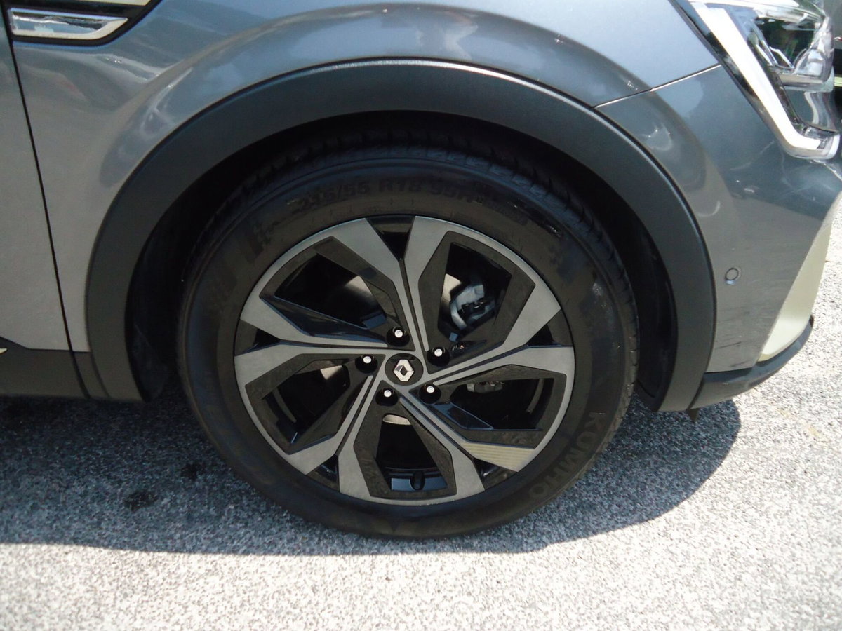 Renault Arkana Hybrid E-Tech 145 CV Engineered (5)