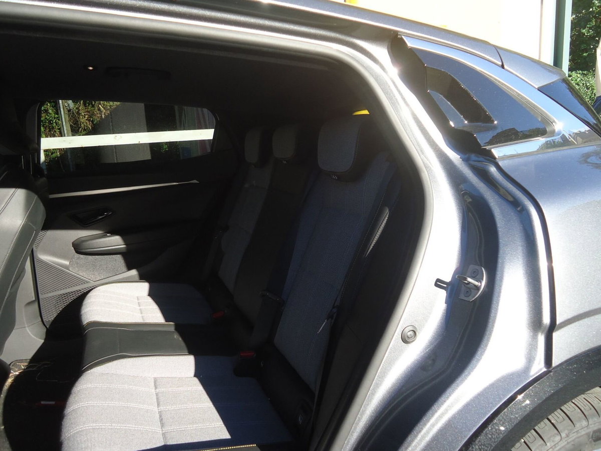 Renault Megane E-Tech Electric Techno EV60 220cv AC7 (6)